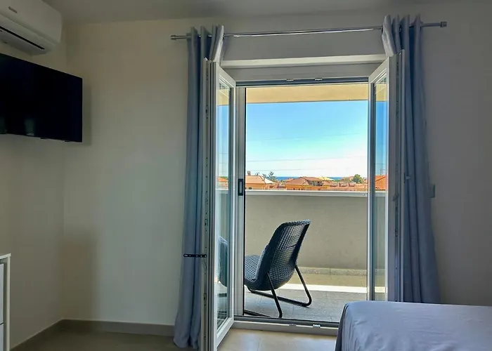 Attico Al Mare-luxury Penthouse