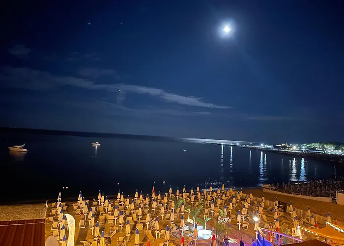 Attico Al Mare-luxury Penthouse Apartamento *